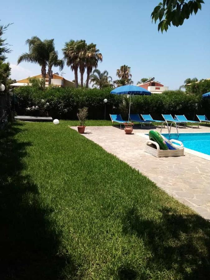 Villa Sicily By Dreams à Campofelice Di Roccella Extérieur photo